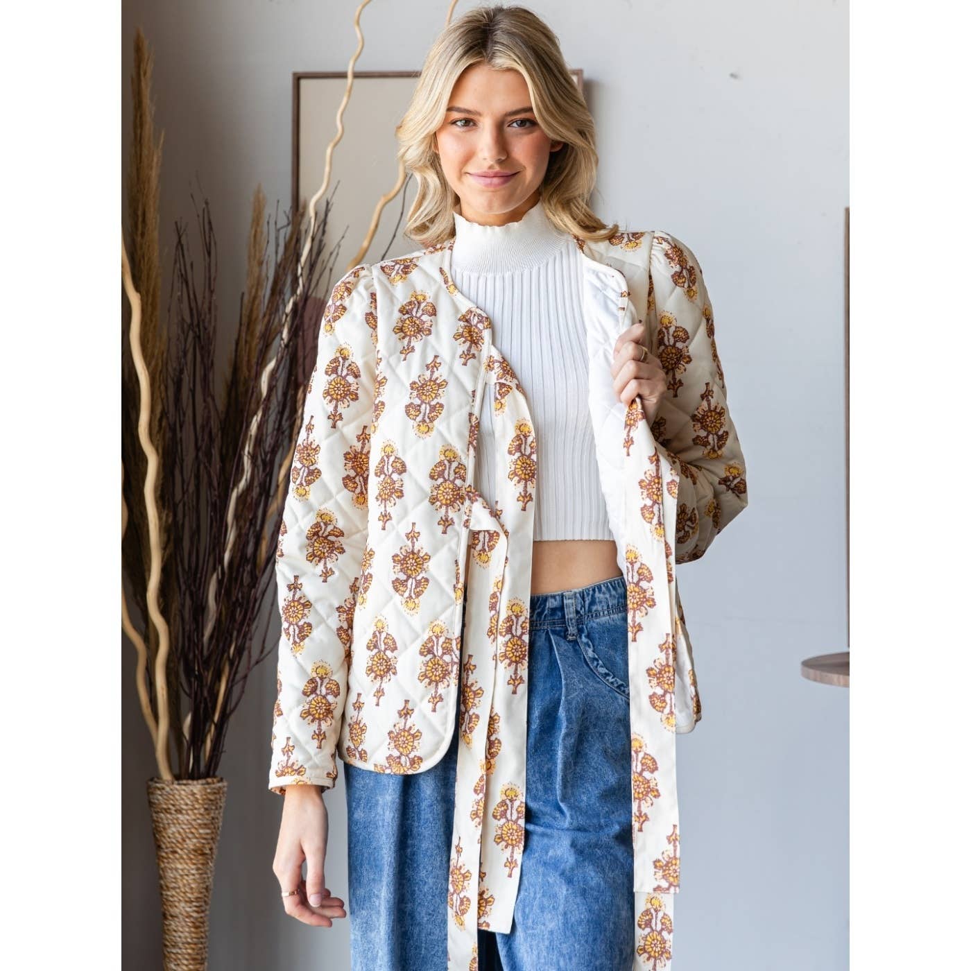 Floral Quilt Front Ribbon Jacket