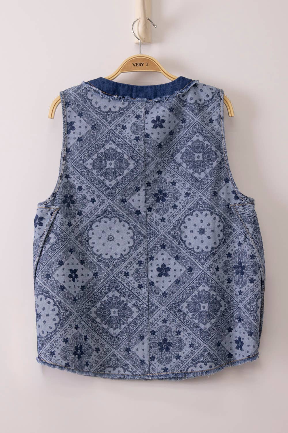 PLUS SIZE Paisley Printed Washed Chambray Top