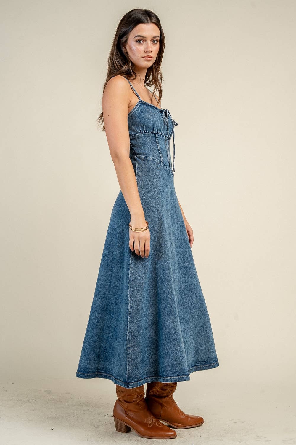 SLEEVELESS DENIM MIDI DRESS