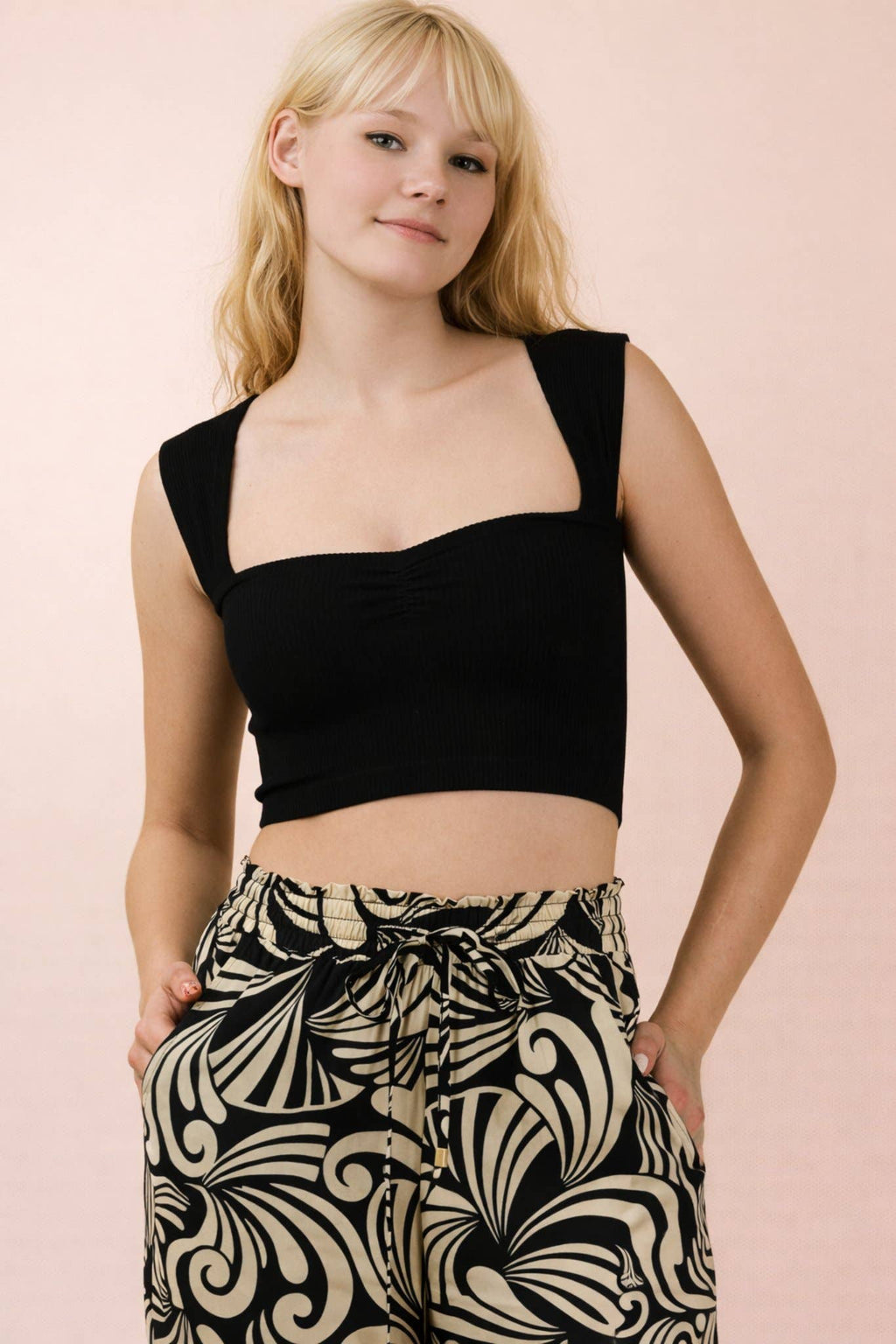 Sweetheart Neckline Fitted Knit Crop Top