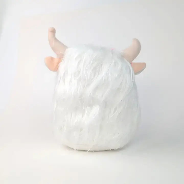 Highland Cow with Daisy Flower Crown White